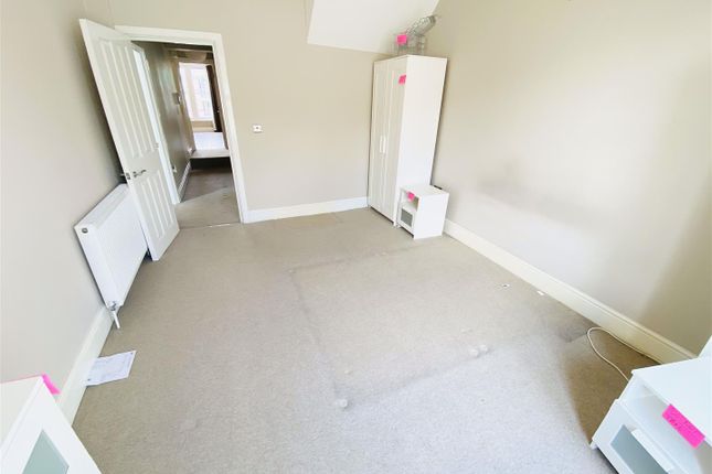 Flat to rent in BPC01597 West Park, Clifton