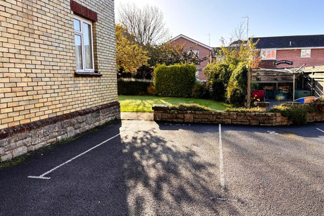 1 Beachside Court, Victoria Avenue, Swanage photo 3