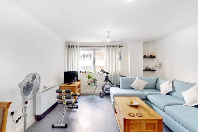 Flat for sale in Geary Court, The Concourse, London
