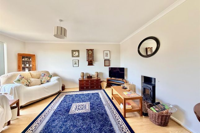 6, Highfield Drive, Plymouth photo 3