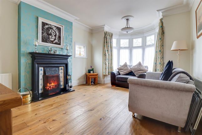 20, Southbourne Grove, Westcliff-On-Sea photo 3