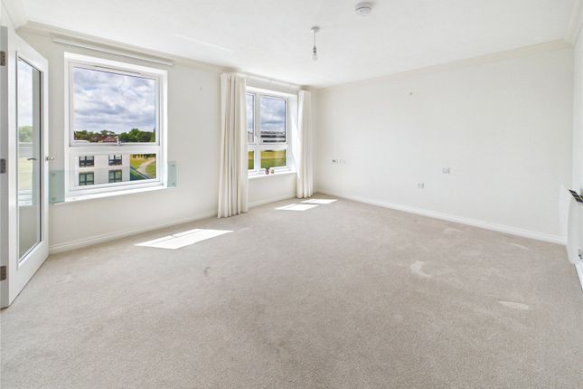 52 Mill Green Lodge,, Ryland Drive, Essex photo 3