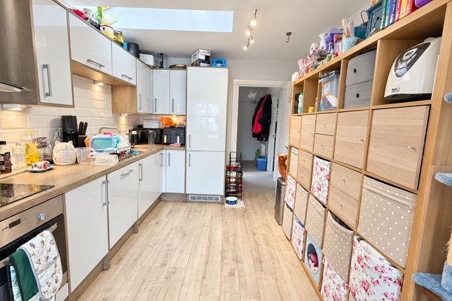 Flat 6 St Johns Court, ,, St Johns Road, St Leonards On Sea photo 3