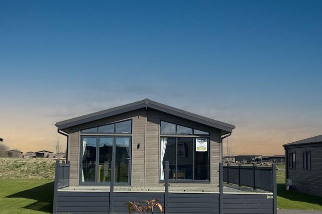 Willerby Acorn, Ullswater Heights, Silver Howe, Penrith photo 2