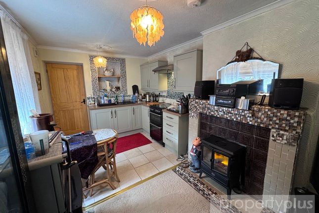 15, Pencai Terrace, Rhondda Cynon Taff photo 3