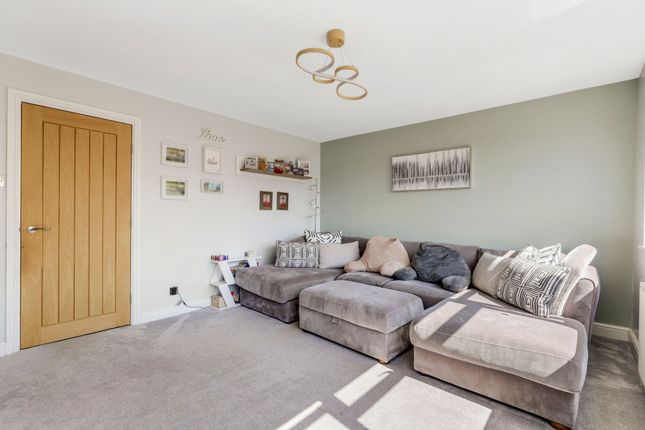 5 Linsdale Gardens, Nottingham photo 4