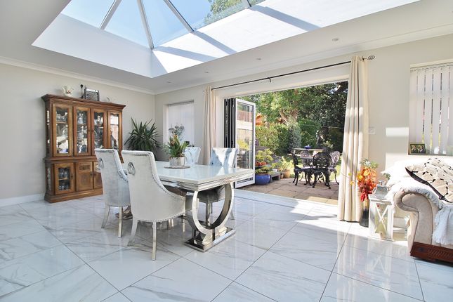 4-bed semi-detached on 28, Rowlands Avenue, Waterlooville, £485,000
