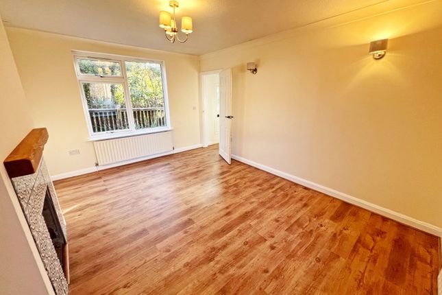 Saffron Lane, Leicester photo 3