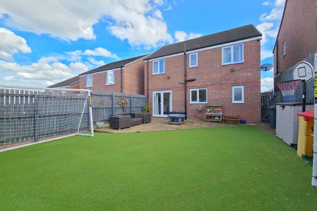 4-bed detached on 7, John Street Way, Barnsley, £279,300