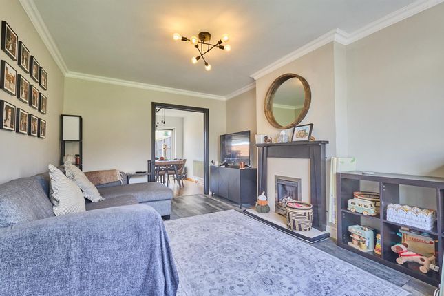 40, Goosehills Road, Burbage photo 2