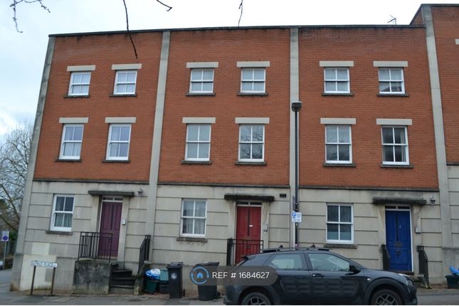 Thumbnail Terraced house to rent in Alfred Place, Kingsdown, Bristol