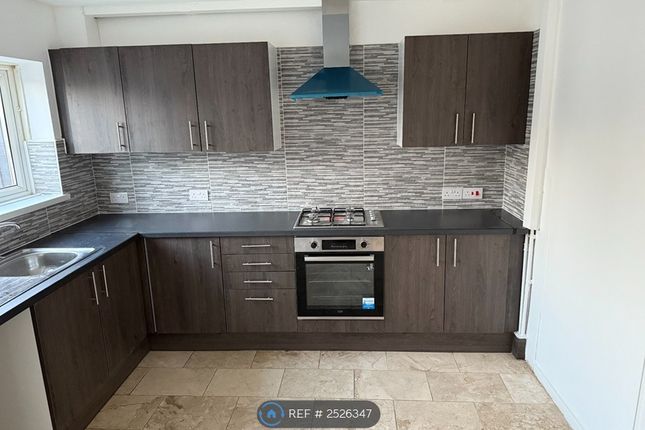 Kitchen Pic 1