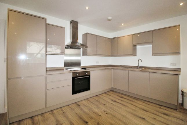 Flat 1, 167, Uxbridge Road, West Ealing photo 4