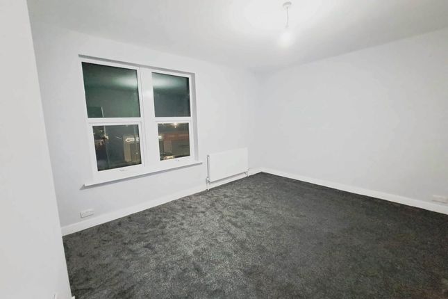 64, Potter Street, Worksop photo 4