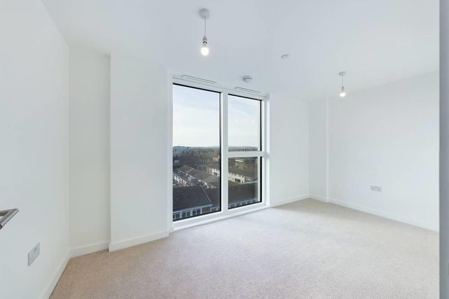 9, broadgate, The Broadway, Crawley photo 5