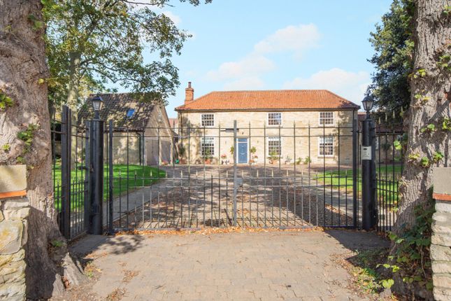 Dunston Manor, Dunston photo 2