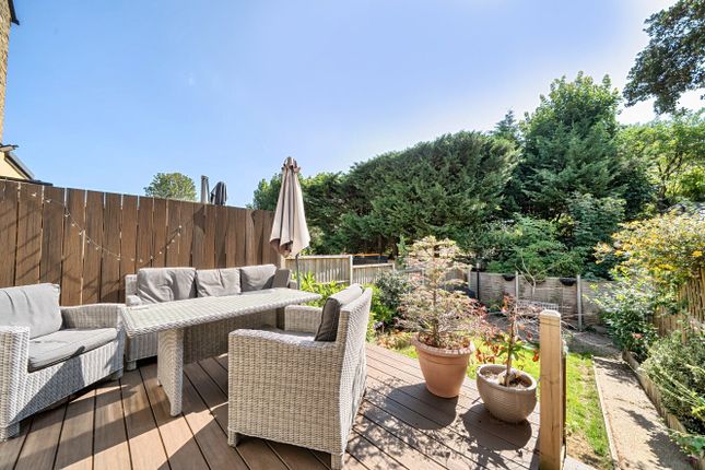 59, Casewick Road, London photo 3