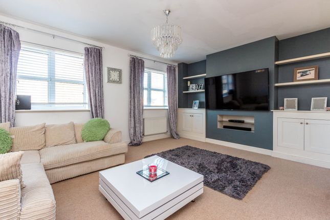 23, School Lane, Higham Ferrers photo 5