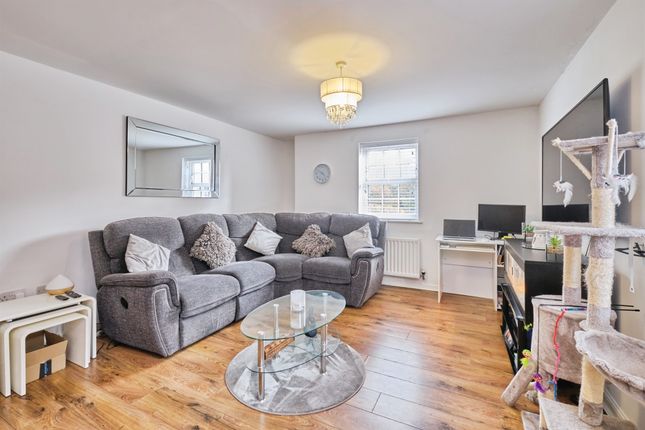 234, Horseshoe Crescent, Birmingham photo 4