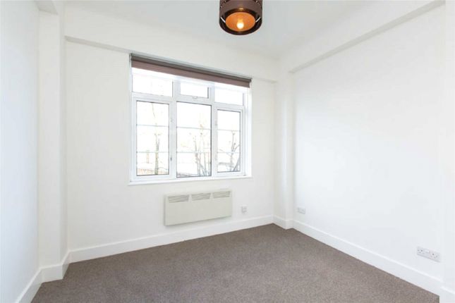 Flat to rent in Grove End Gardens, Grove End Road, St Johns Wood, London
