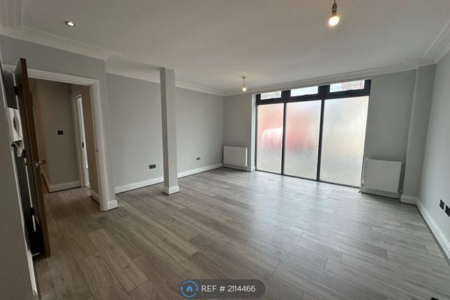 Thumbnail Flat to rent in Lewisham Road, London