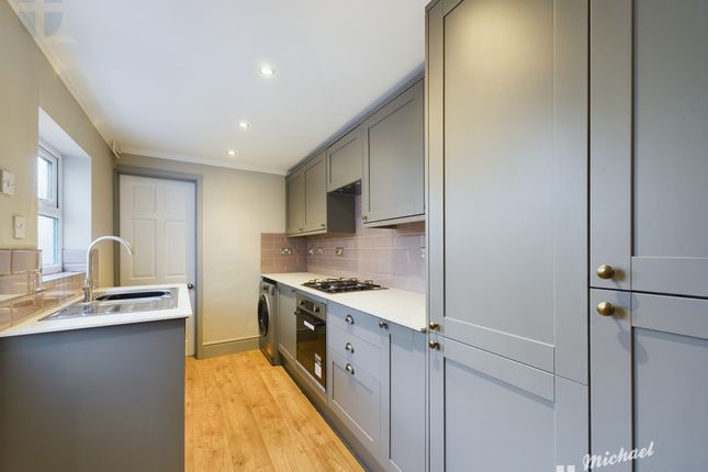 35 Highbridge Walk, Aylesbury photo 4