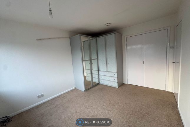 Poplar Drive, Royston photo 3