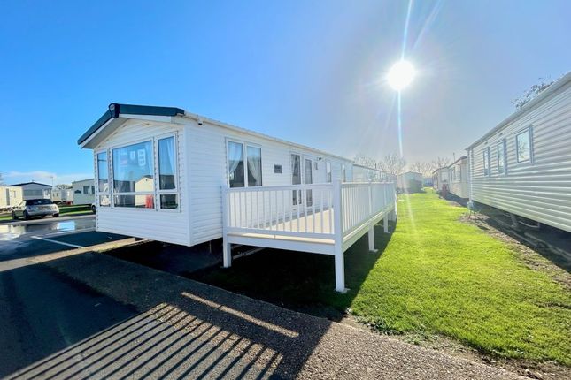 2-bed caravan on Nr Clacton-on-Sea, £34,995
