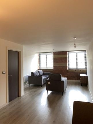 Flat to rent in Conditioning House, Cape Street, Bradford