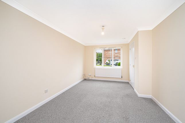 26, Dover Heights, Dunfermline photo 2