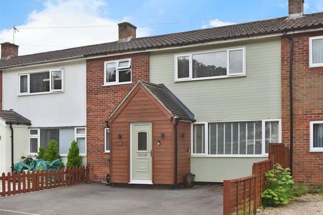 Terraced house for sale in Barnes Close, Sarisbury Green, Southampton