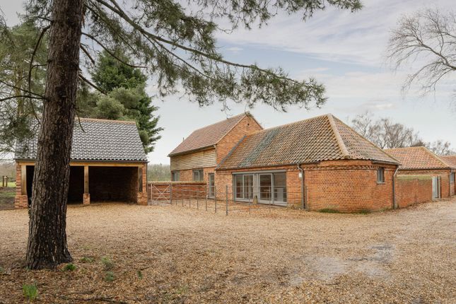 Highbury Farm Barns,, Banningham, Norfolk photo 3