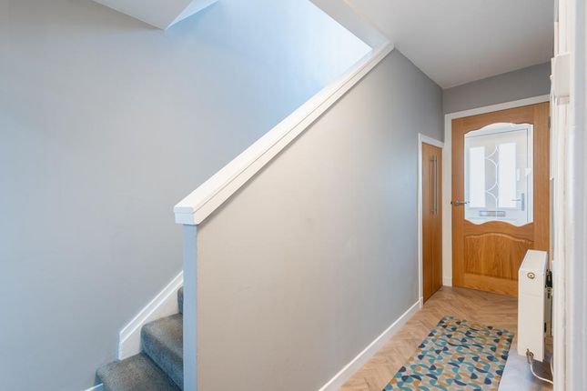 98, Myreside Avenue, Leven photo 2