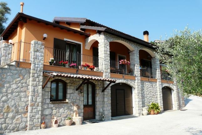 Country house for sale in Reggione Villa, Perinaldo, Imperia, Liguria, Italy