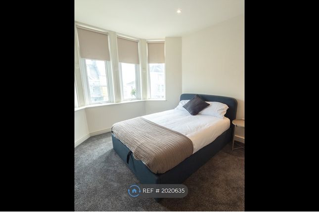 Room to rent in Lipson Road, Plymouth