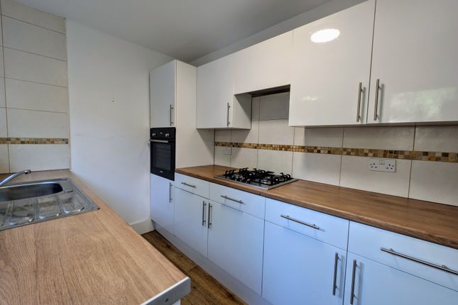 64 Heather Crescent, Sketty photo 4