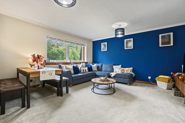 102, Clober Road, Glasgow photo 4