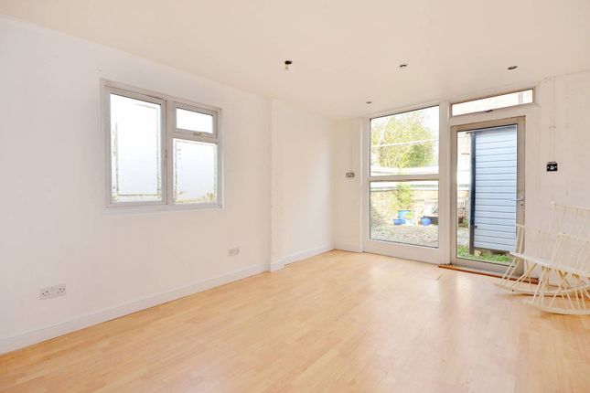 Thumbnail Property to rent in St Johns Road, Walthamstow, London