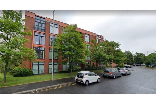 Thumbnail Flat for sale in 2 Lauriston Close, Manchester