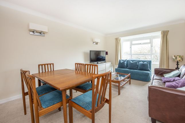Flat to rent in Adelaide Road, Surbiton