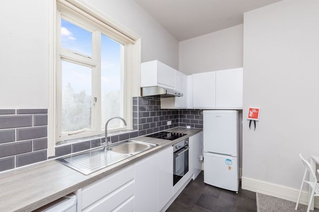 Thumbnail Maisonette to rent in Montpelier Place, Brighton, East Sussex