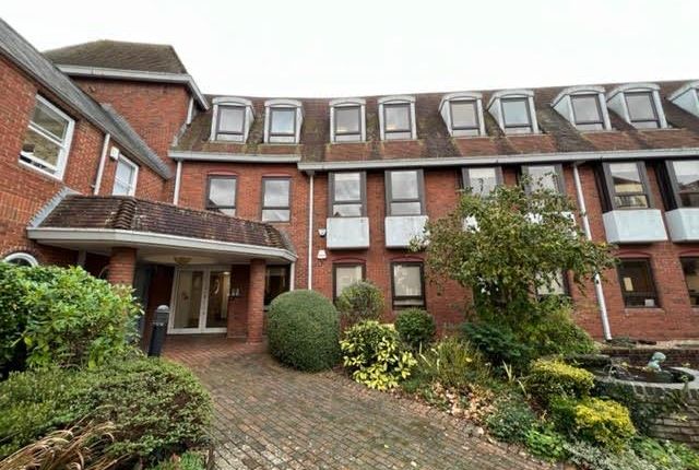 Office to let in St Johns Court, Suite 3, Easton Street, High Wycombe, Bucks