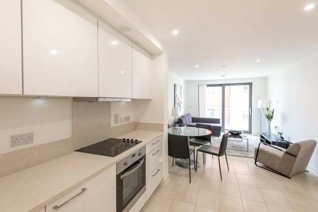 1-bed house on Flat 26, Portland House, 3, Chartfield Avenue, London, £2,300/mo