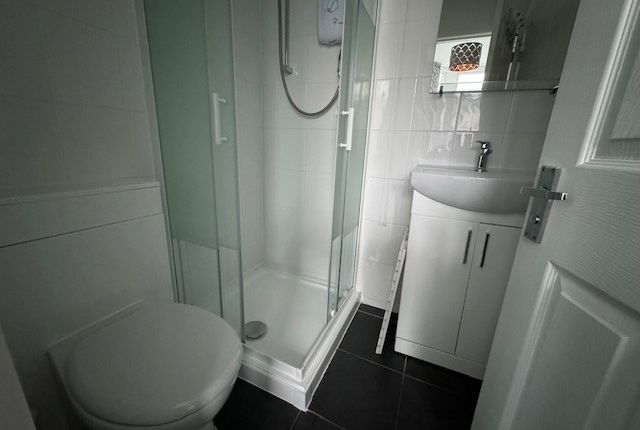 Flat 5, Blackpool photo 3