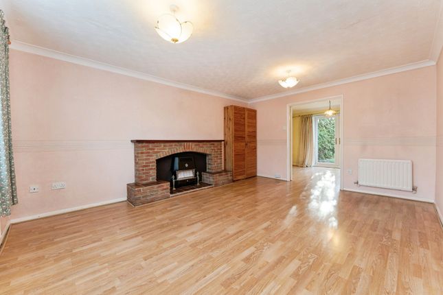 1, Lander Close, Cambridge photo 4