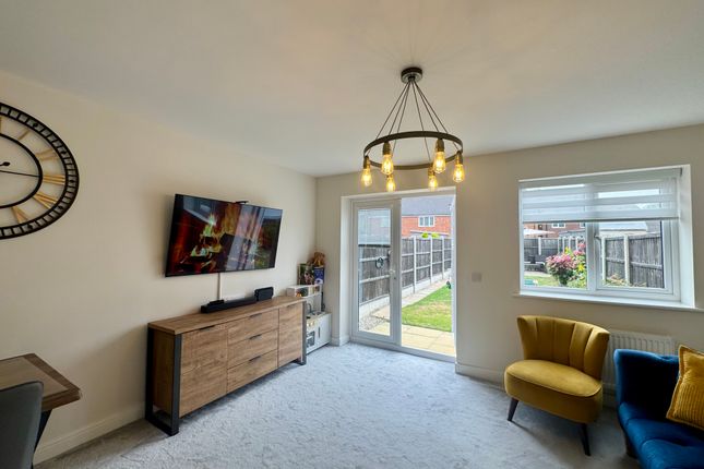 7, Prestige Avenue, Hall Green, Birmingham photo 2