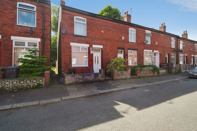 2-bed house on 16, Woodfield Grove, Lancashire, £150,000