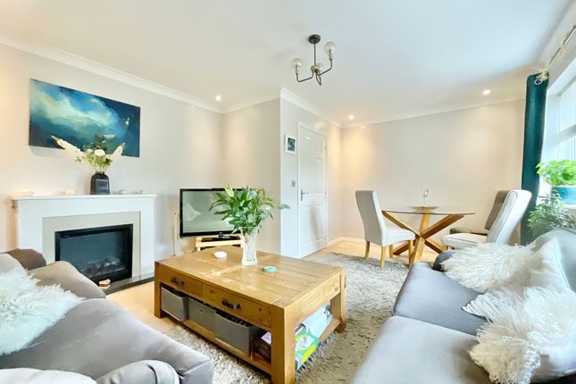 37 Stuart Way, Market Drayton photo 2
