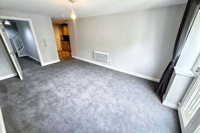 19 Robertson House, Claymond Court, Norton photo 3