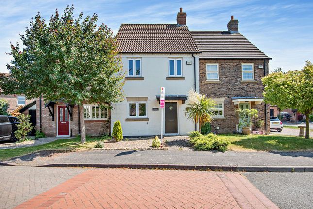 Terraced house for sale in St Botolphs Gate, Saxilby, Lincoln